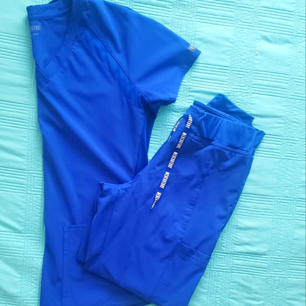 ROYAL BLUE ONLY - Med Couture Peaches Scrubs